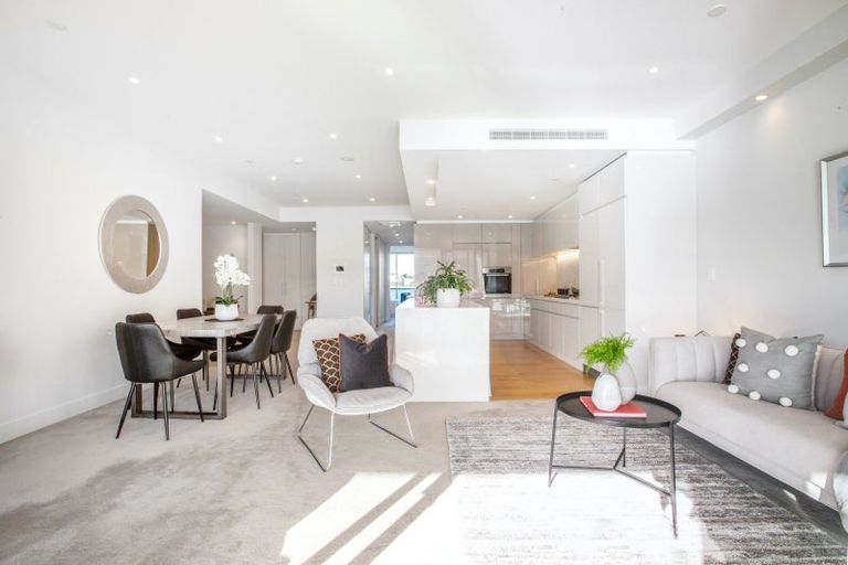 Photo of property in Clyde Quay Wharf, 7u1b Clyde Quay Wharf, Te Aro, Wellington, 6011