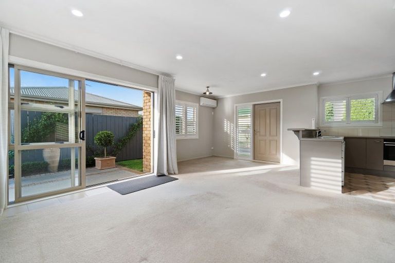 Photo of property in 80a Williams Street, Cambridge, 3434