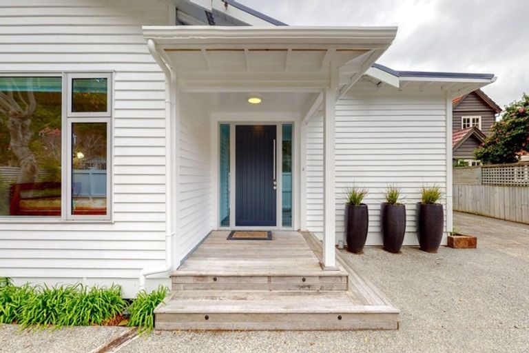 Photo of property in 436 Muritai Road, Eastbourne, Lower Hutt, 5013
