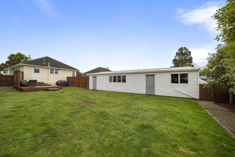 Photo of property in 10 Essex Street, Stratford, 4332