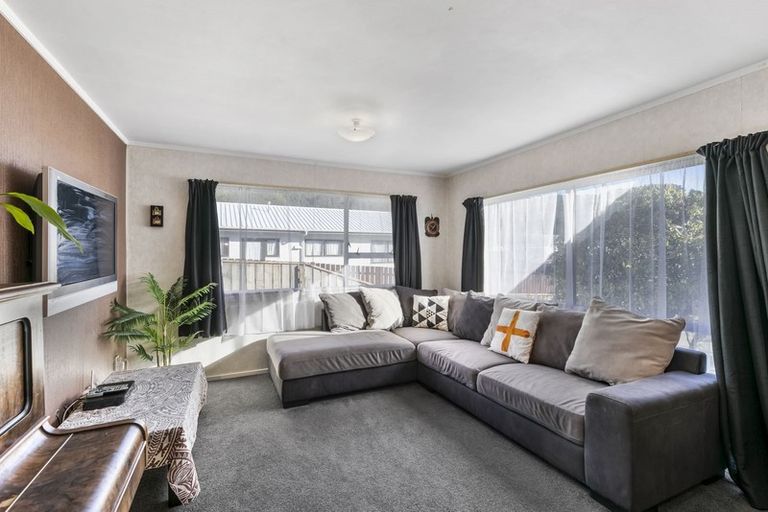 Photo of property in 15 Stockdale Street, Wainuiomata, Lower Hutt, 5014