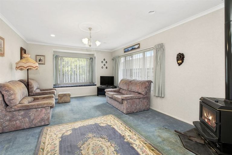 Photo of property in 23 Lucerne Place, Welcome Bay, Tauranga, 3112