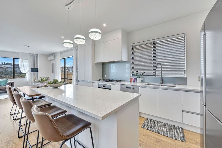 Photo of property in 11 Eros Road, Flat Bush, Auckland, 2019