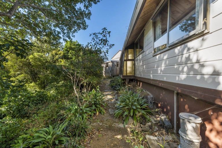 Photo of property in 14 Fairfax Terrace, Frankleigh Park, New Plymouth, 4310