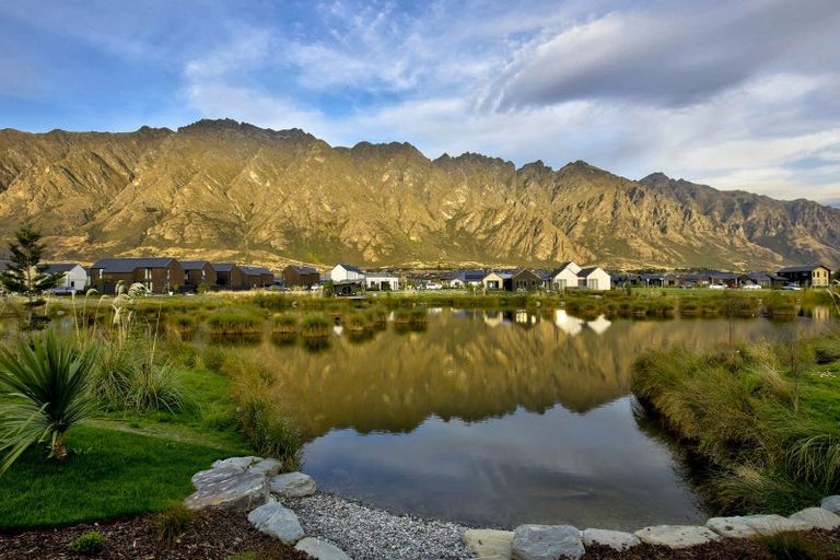 Photo of property in 7 Centurion Court, Jacks Point, 9371