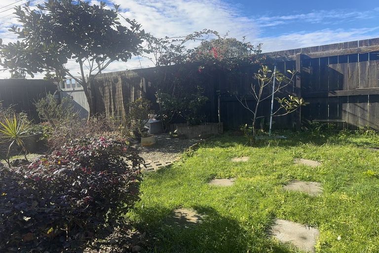 Photo of property in 1/312 Royal Road, Massey, Auckland, 0614