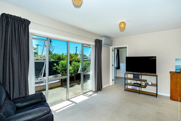 Photo of property in 318 Pine Avenue, South New Brighton, Christchurch, 8062