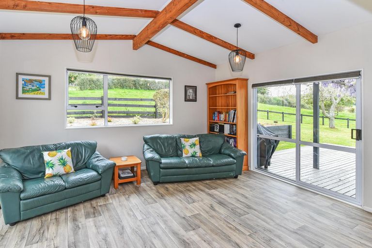 Photo of property in 32b Morley Road, Waiuku, 2681