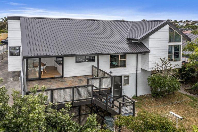Photo of property in 41a Vivian Wilson Drive, Eastern Beach, Auckland, 2012