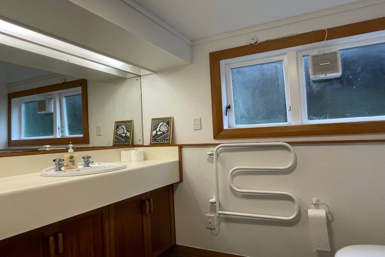 Photo of property in 44 Highbury Road, Highbury, Wellington, 6012