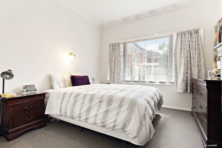 Photo of property in 168 Kitchener Road, Pukekohe, 2120