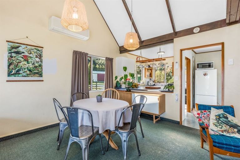 Photo of property in 38 Pencarrow Crescent, Wainuiomata, Lower Hutt, 5014