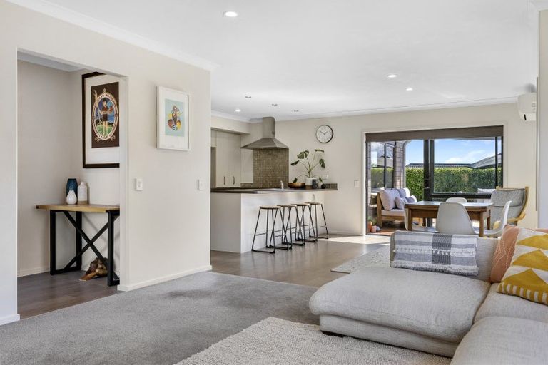 Photo of property in 15 Windsor Street, Richmond Heights, Taupo, 3330