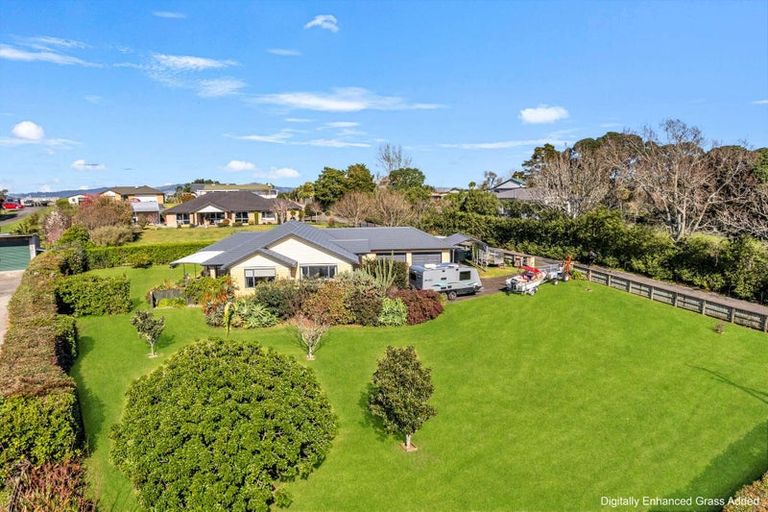 Photo of property in 137 Colombo Road, Waiuku, 2123