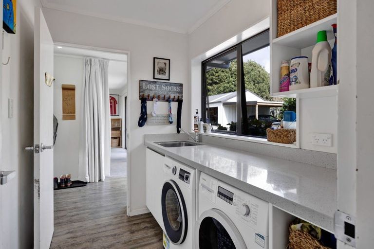 Photo of property in 515 Carrington Road, Hurworth, New Plymouth, 4371