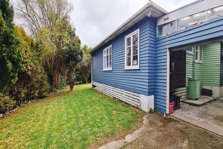 Photo of property in 2 Kim Street, Wainuiomata, Lower Hutt, 5014