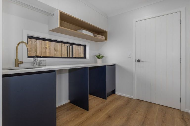 Photo of property in 60b Queen Charlotte Drive, Aotea, Porirua, 5024