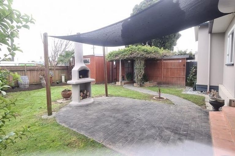 Photo of property in 81 Meeanee Road, Taradale, Napier, 4112