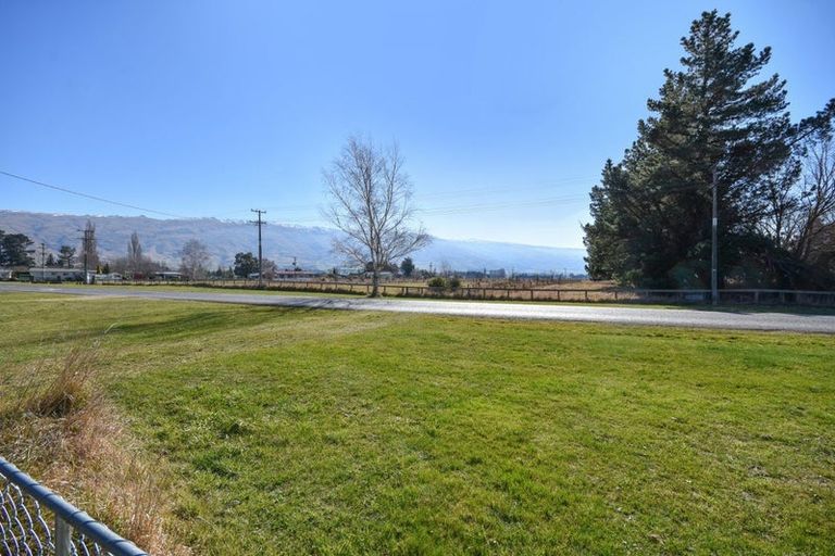 Photo of property in 52 Cardigan Street East, Middlemarch, 9596