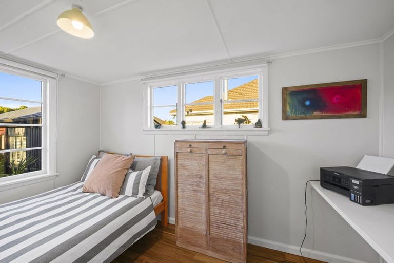 Photo of property in 65 Main Road, Redcliffs, Christchurch, 8081