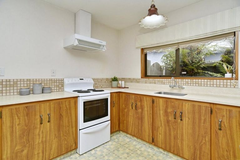 Photo of property in 148 Main North Road, Papanui, Christchurch, 8052