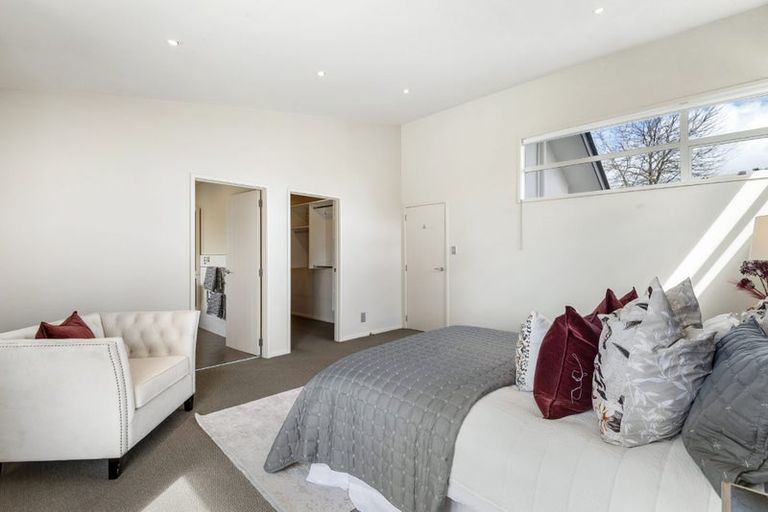 Photo of property in 19 English Oak Drive, Schnapper Rock, Auckland, 0632