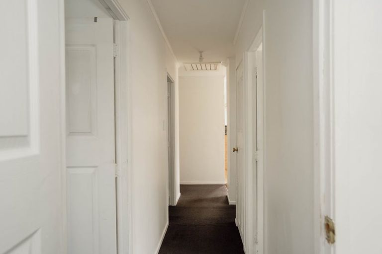 Photo of property in 14 Kellett Road, Ranui, Auckland, 0612