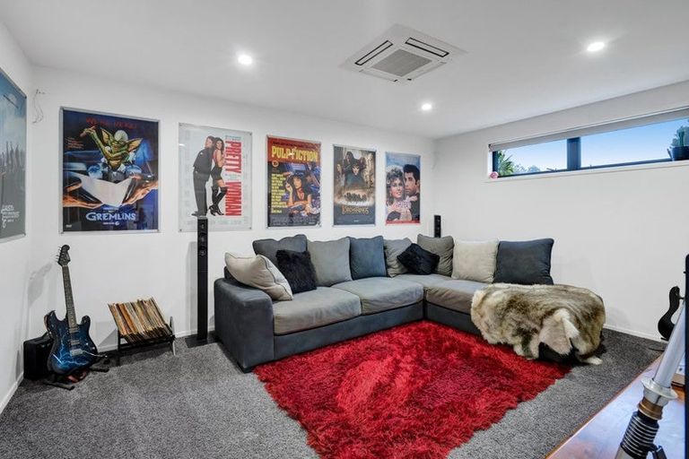 Photo of property in 57 Brooklands Road, Brooklands, New Plymouth, 4310