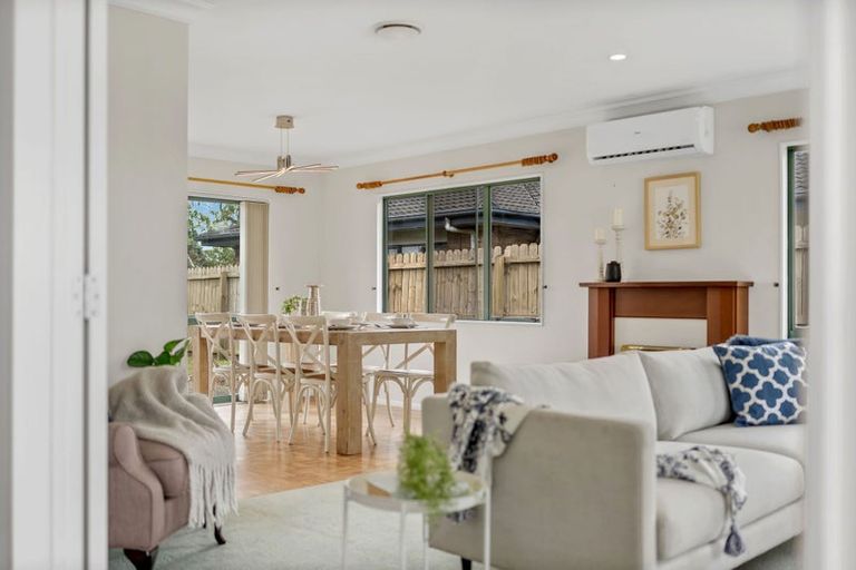 Photo of property in 20 Ardkeen Place, East Tamaki, Auckland, 2016