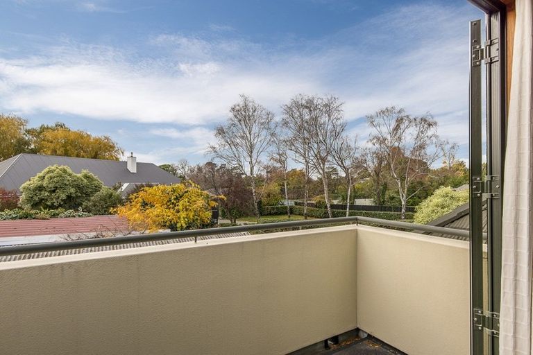 Photo of property in 56 Creyke Road, Ilam, Christchurch, 8041