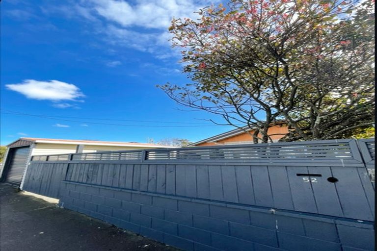 Photo of property in 52 Wallace Place, Westown, New Plymouth, 4310