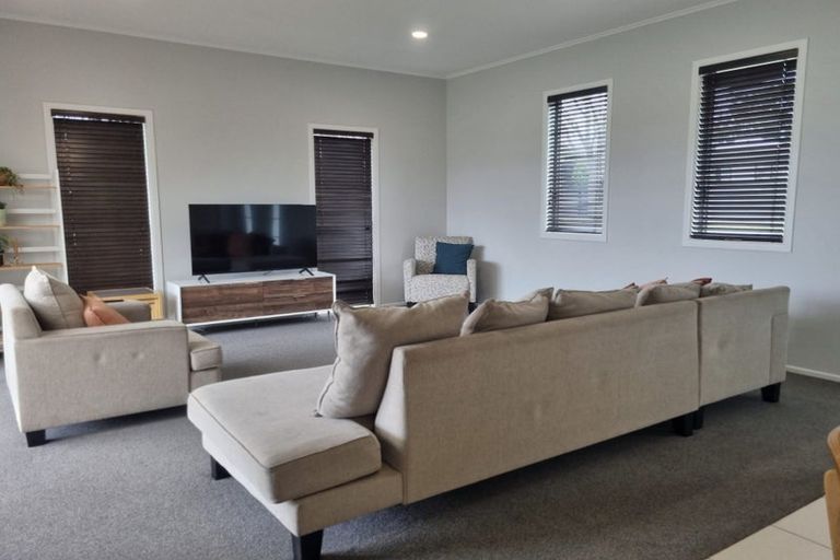 Photo of property in 1/458 Great South Road, Opaheke, Papakura, 2113