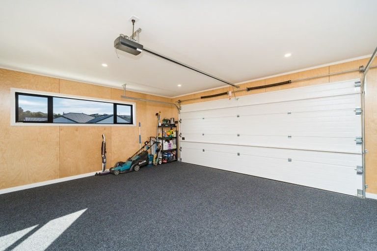 Photo of property in 78 Freedom Drive, Kelvin Grove, Palmerston North, 4470