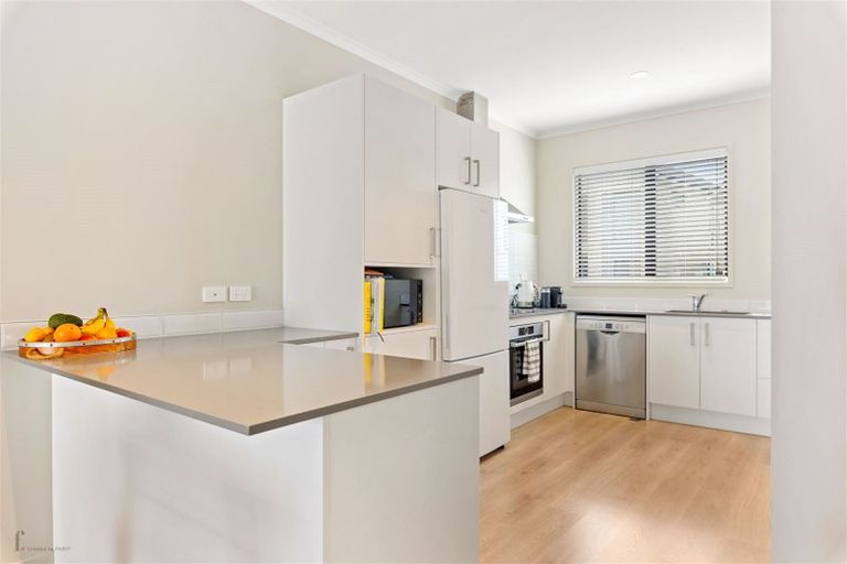 Photo of property in 4 Peihana Road, Hobsonville, Auckland, 0616