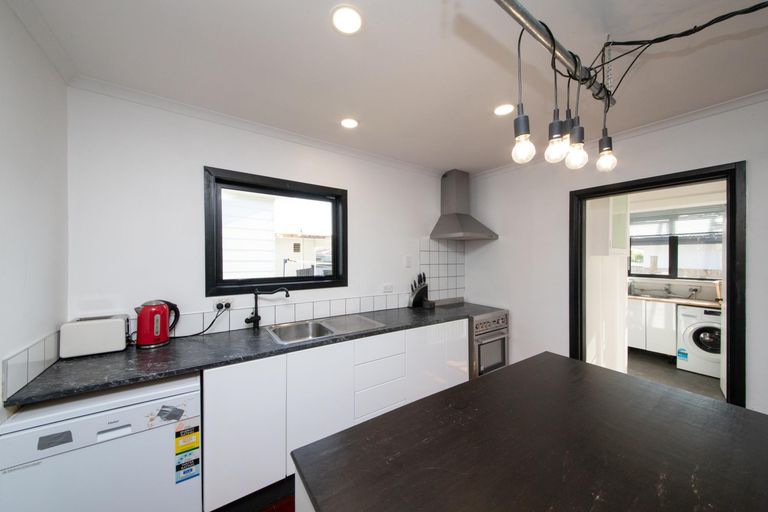 Photo of property in 147 College Street, Awapuni, Palmerston North, 4412