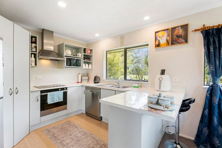 Photo of property in 52 Wattle Farm Road, Wattle Downs, Auckland, 2103