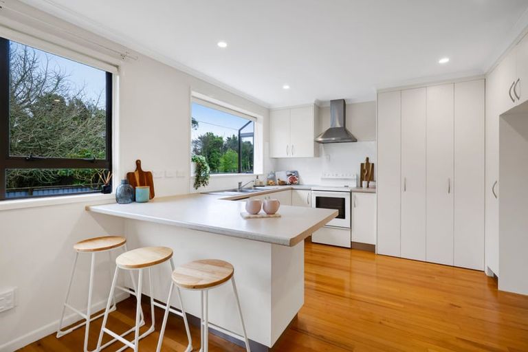 Photo of property in 352 Manutahi Road, Lepperton, New Plymouth, 4373