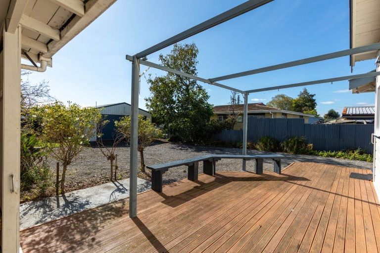 Photo of property in 27 Burns Street, Dannevirke, 4930