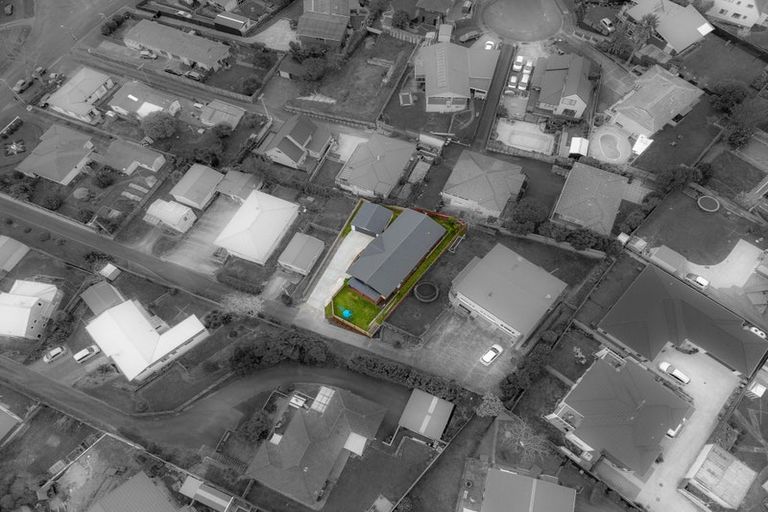 Photo of property in 43a Livingstone Avenue, Nawton, Hamilton, 3200