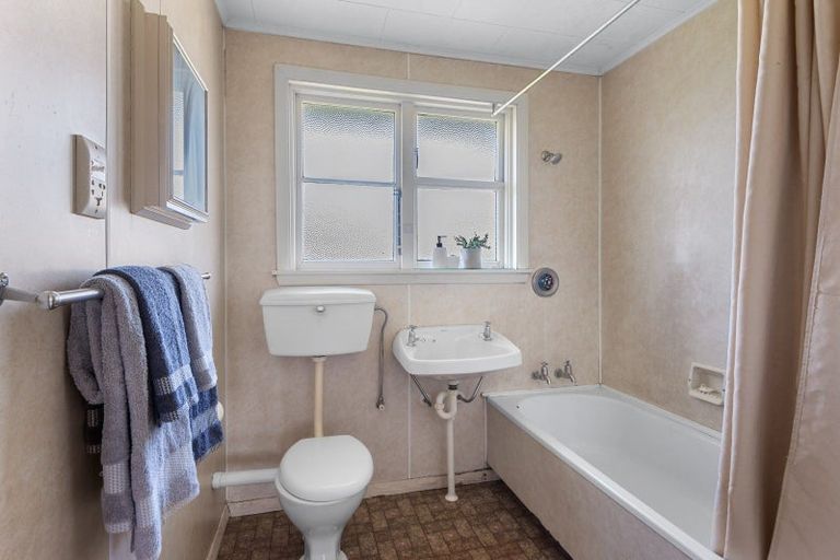 Photo of property in 25 Dix Street, Wigram, Christchurch, 8042