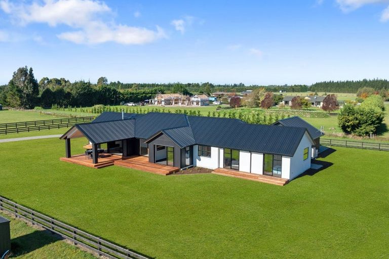 Photo of property in 14 Beal Place, Swannanoa, Kaiapoi, 7692