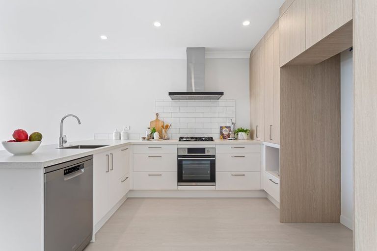 Photo of property in 78 Katikati Drive, Manurewa, 2102