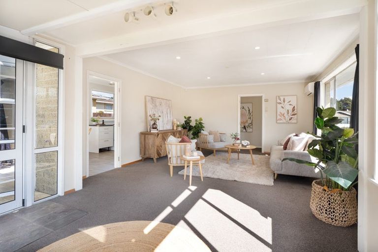 Photo of property in 127 Clouston Park Road, Clouston Park, Upper Hutt, 5018