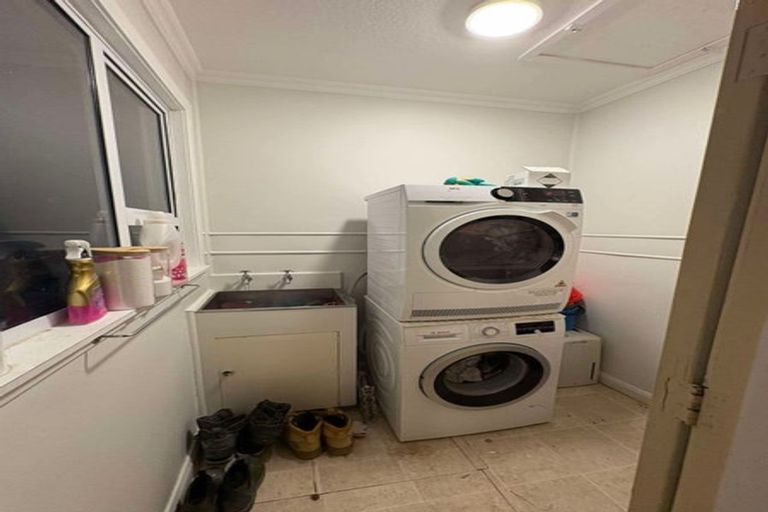 Photo of property in 3a Harrow Place, Hokowhitu, Palmerston North, 4410