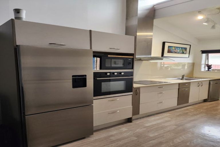 Photo of property in 3/42 James Laurie Street, Henderson, Auckland, 0612