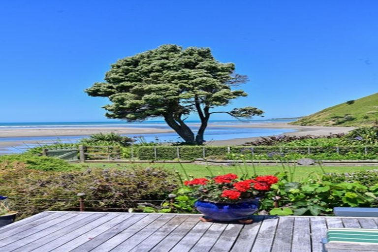 Photo of property in 7 Oraka Road, Mahia, Nuhaka, 4198