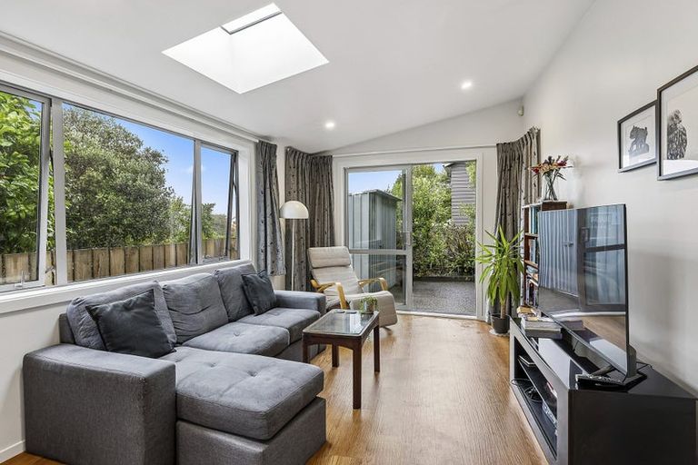 Photo of property in 29 Mascot Street, Tawa, Wellington, 5028