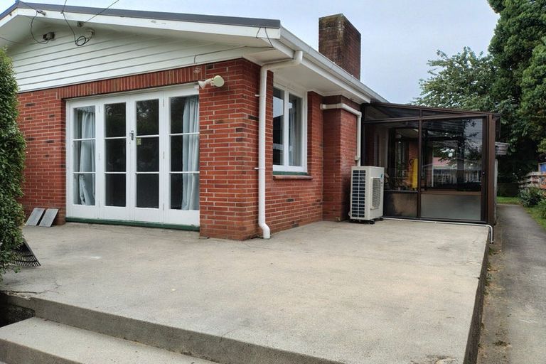 Photo of property in 21 Helena Road, Hillcrest, Hamilton, 3216