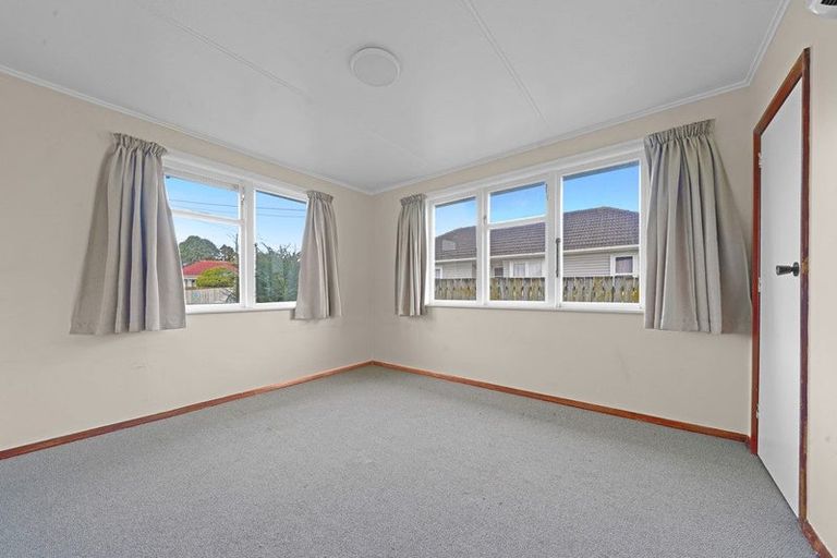 Photo of property in 16 Angus Street, Otara, Auckland, 2023