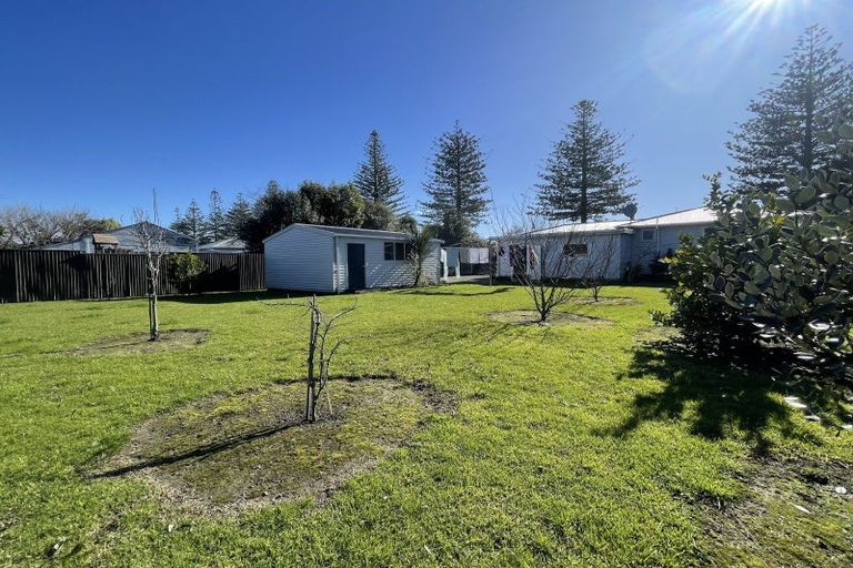 Photo of property in 332 Marine Parade, Wairoa, 4108